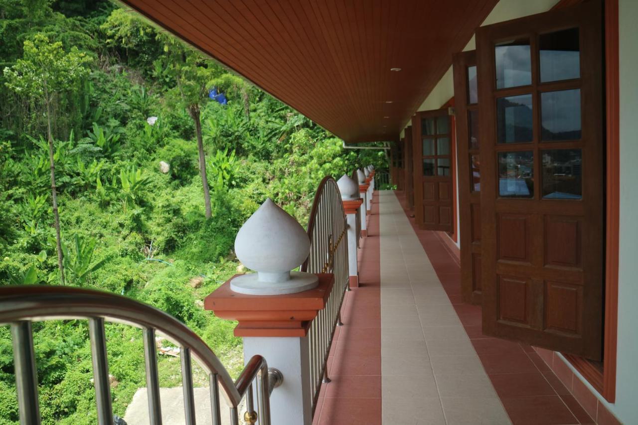 Grand View Hotel Patong Bagian luar foto